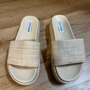 Steve Madden Kasper Slide size 6.5